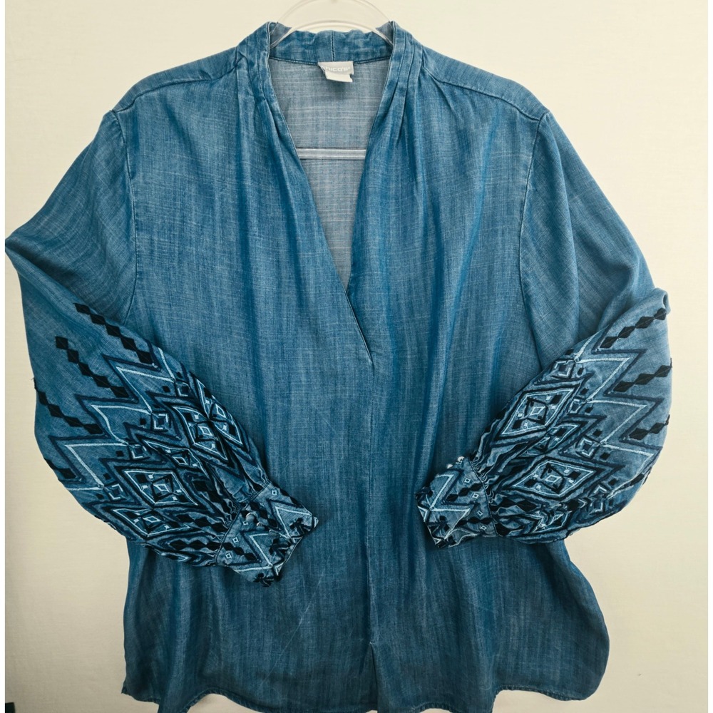 Chicos Sz 4 US 20/22 Blue Denim Lightweight Tunic w Embroidered Sleeves V Neck